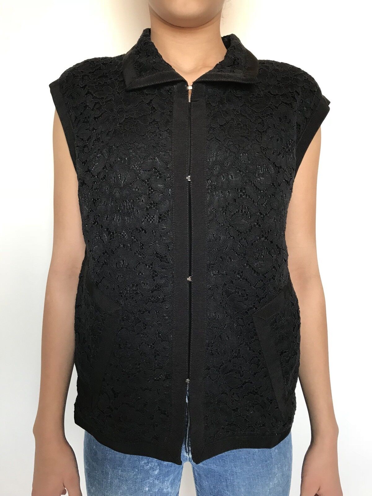 Carolina Herrera Black Lace Waistcoat Top. NWT Retail $600 Price $245 Size XS