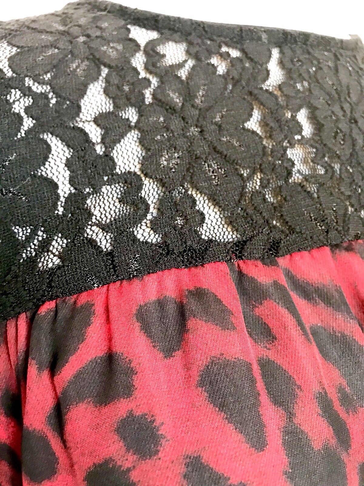 Michael Kors Lace & Leopard Top Red & Black NWT Retails $130 Price $$56 Size S