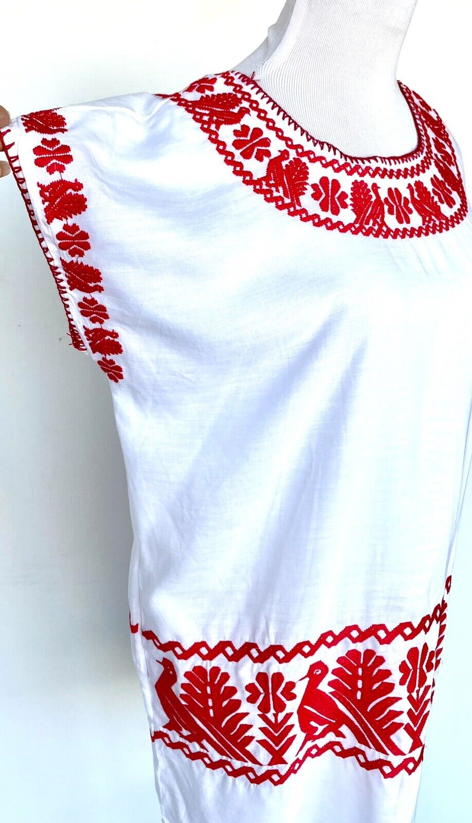 NWT J Marie embroidered Irene Dress size Small Retail $92 Price $69 Linen Mix