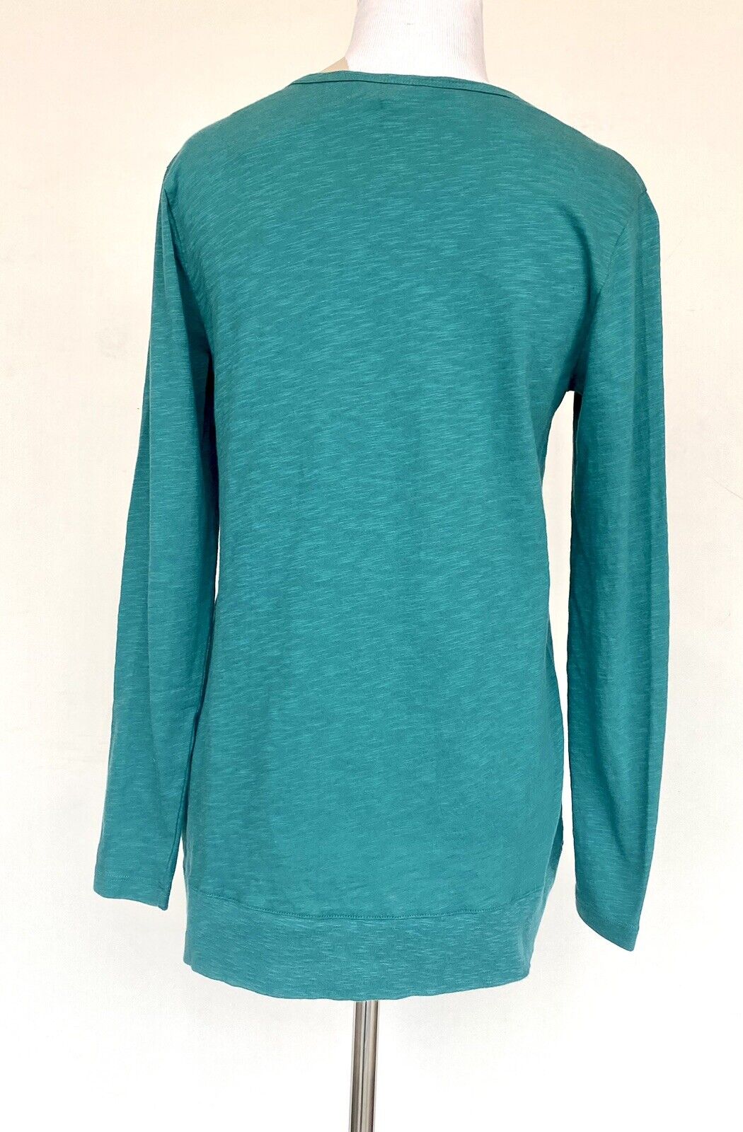 Sundance Latitudes Long Sleeve Tee. Retails $68 Price $42 NWT Size XS Petite