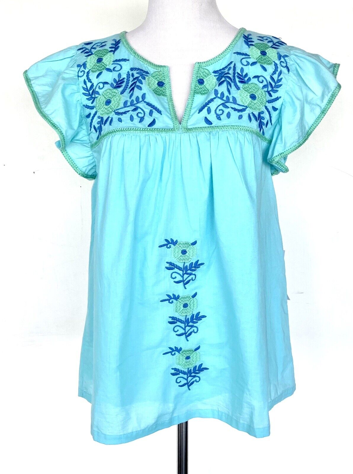 NWT J Marie embroidered Izzy Top size M Retail $106 Price $56 blue green