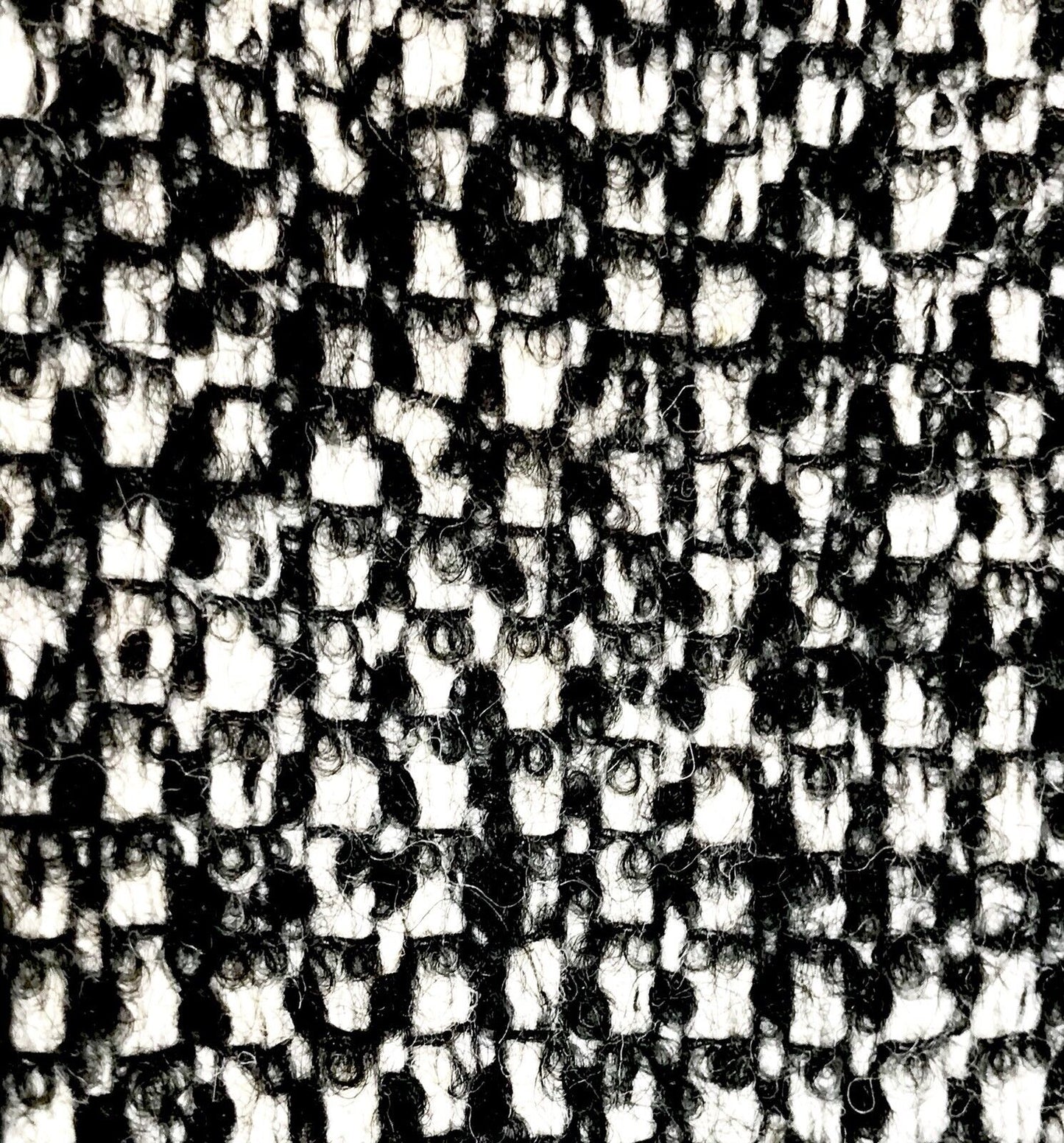 Carolina Herrera Tweed Wool Alpaca Mohair Skirt NWT Retail $385 Price $195 Sz 8