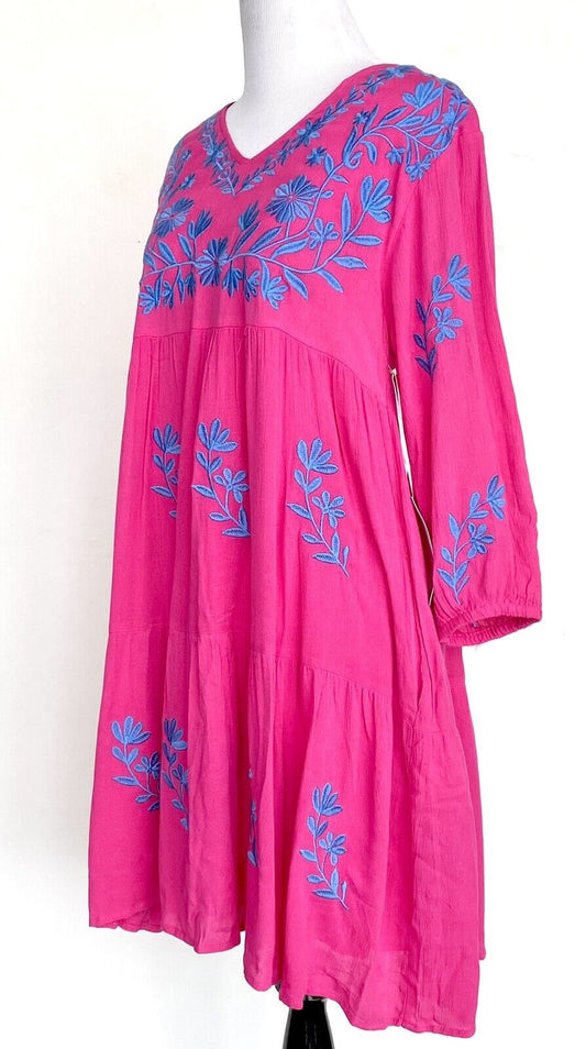 J Marie embroidered Madeline Dress size XS Retail $106 Price $65 Hot Pink