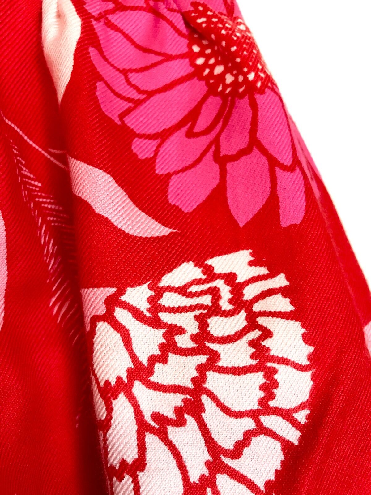 Masala Kids Tutu Flower Skirt. Age 2 NWT Retails $44 Price $25