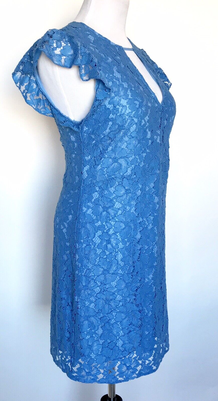 Charles Henry Blue Lace Keyhole Neck Dress. Retails $108 Price $49 NWT Medium P