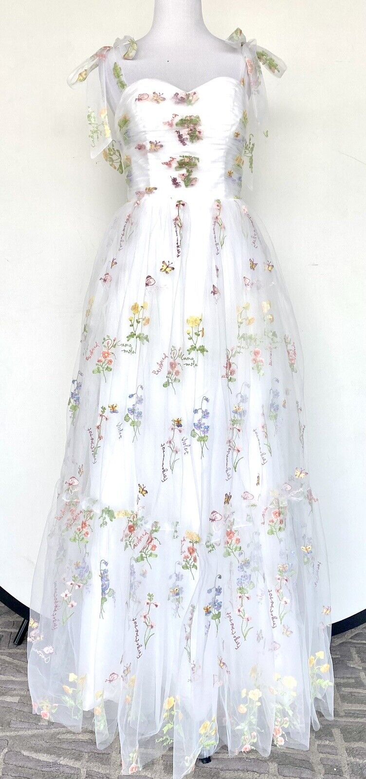 White Net embroidered Ruched Bodice With Lace Up Back size 4 price $130