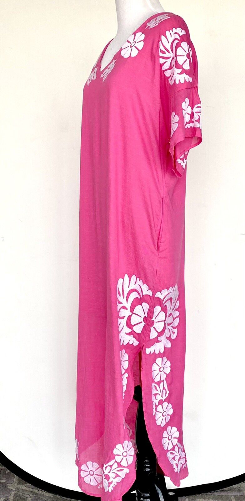 NWT J Marie embroidered Pink Linen mix Kaftan /  Dress XS Retail $136 Price $69
