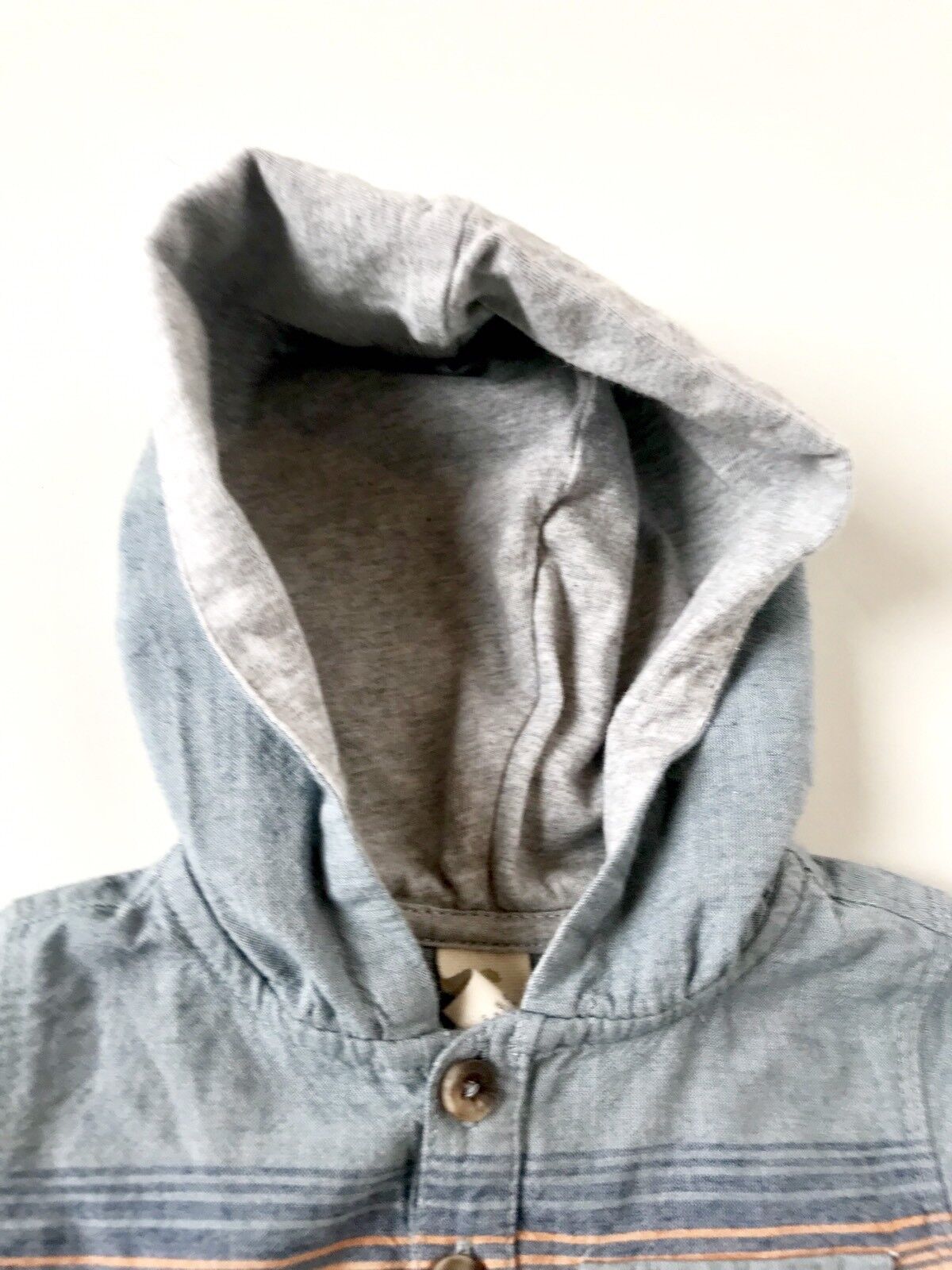 Tucker + Tate Linen Mix Chambray Hooded Romper.NWT Retails $39 Age 6 M