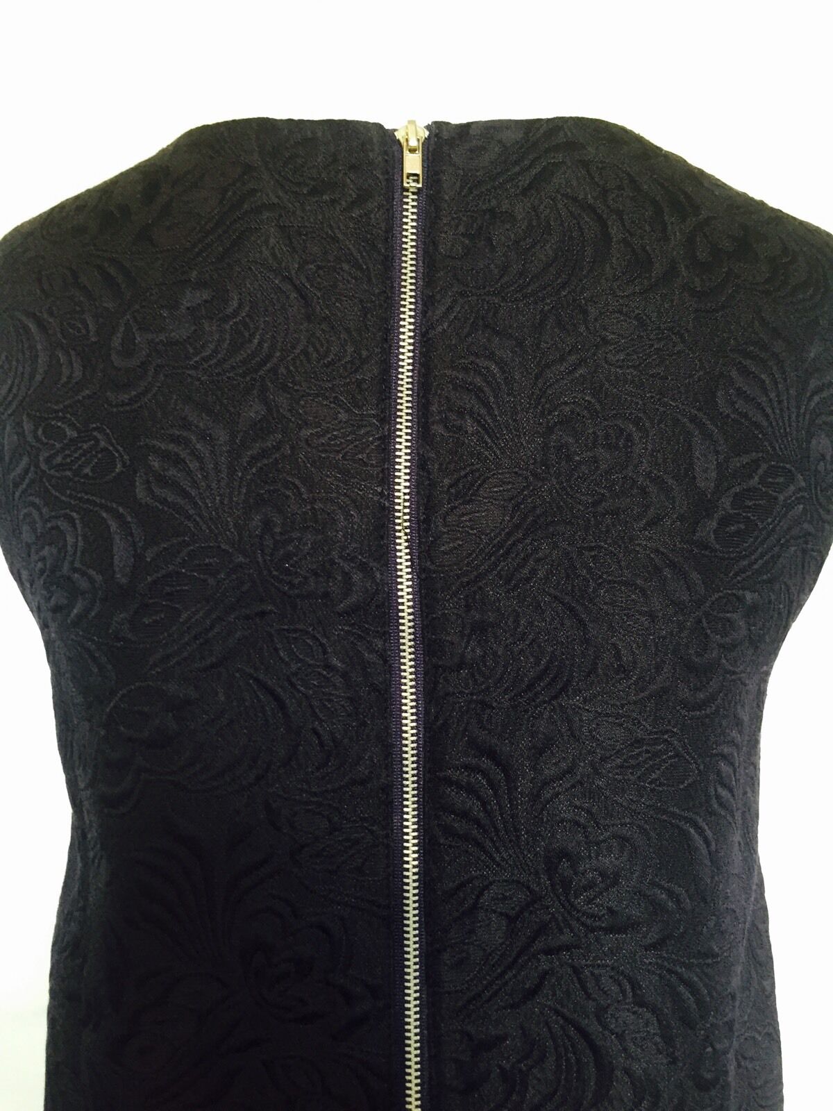 SALE Tavi Clothing Dark Blue Damask Dress. Ruffle Hem Size M $22
