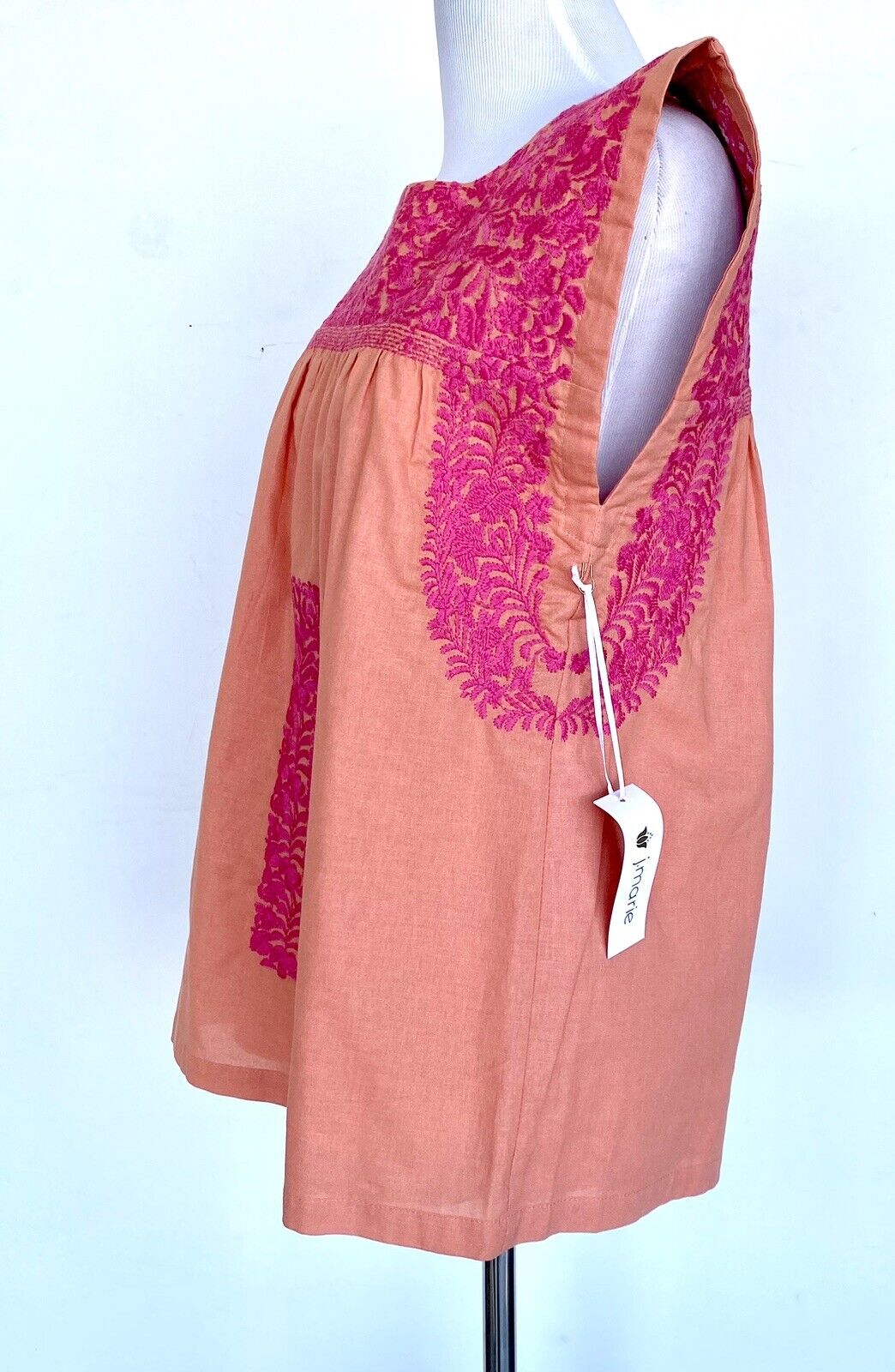 J Marie embroidered Linen Roe Top size XS Retail $102 Price $56 orange Pink