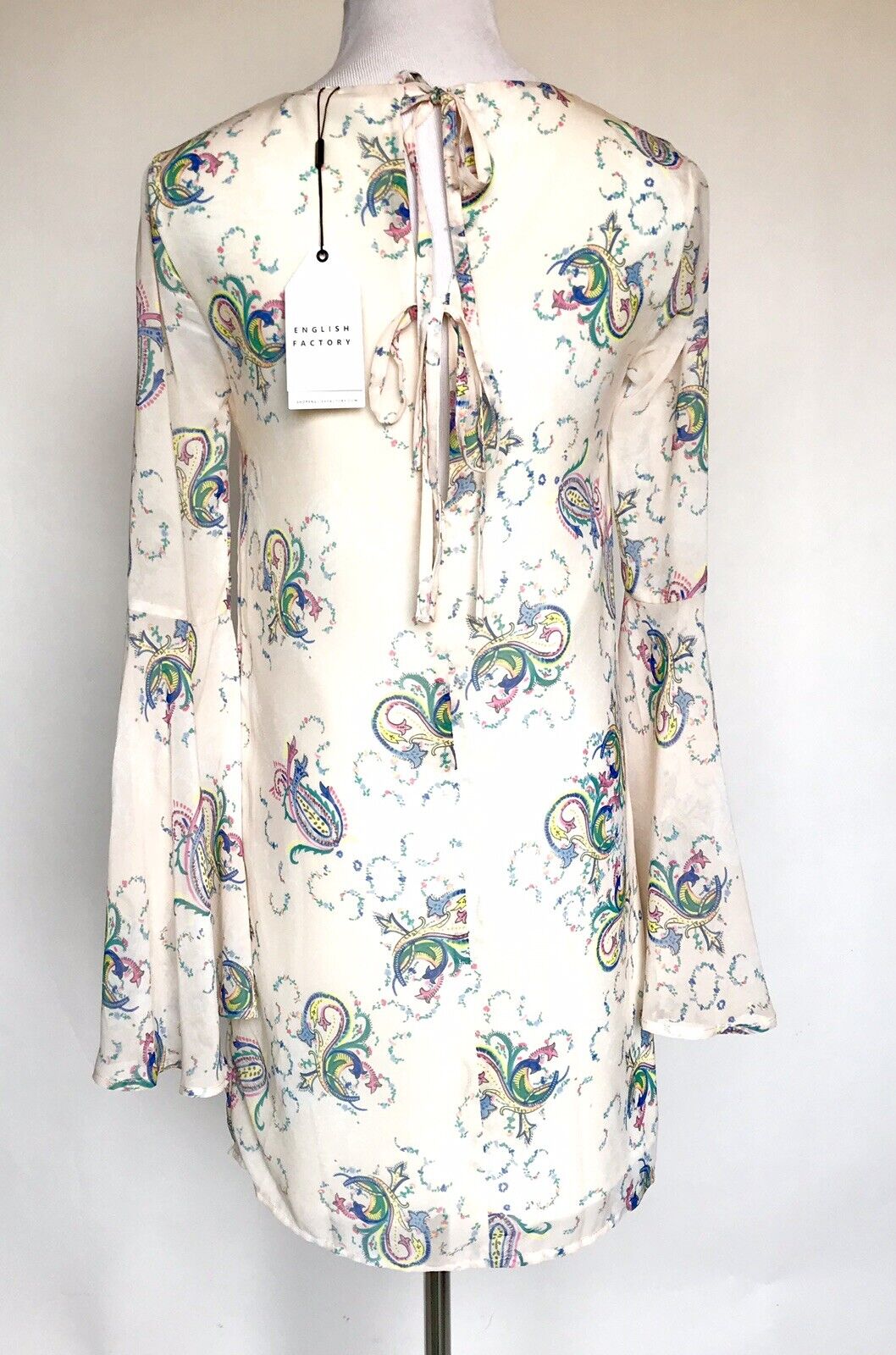 English factory Paisley Prism Bell Sleeve Shift Dress. Price $$63 Size S NWT