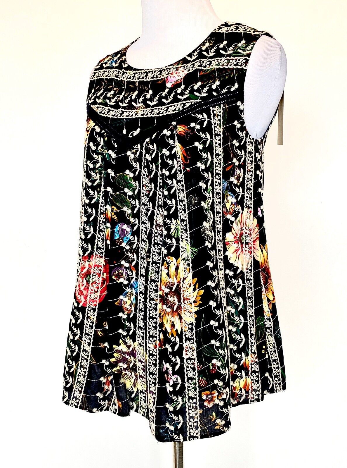 & Layered Embroidered Swing Top. Size XS. Price $19.50 NWT Sleeveless. Black