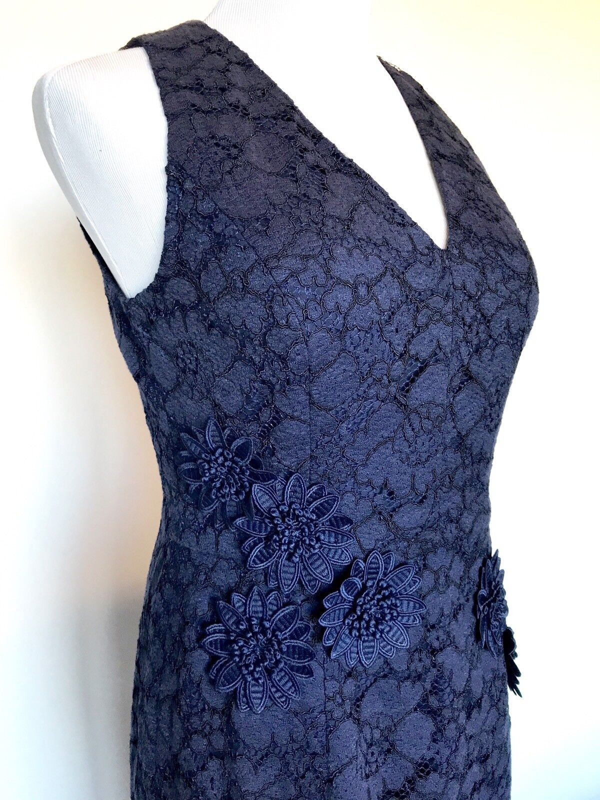 Maggy London Blue Lace Flower Appliqué Dress NWT Retails $178 Price $74 Size 8