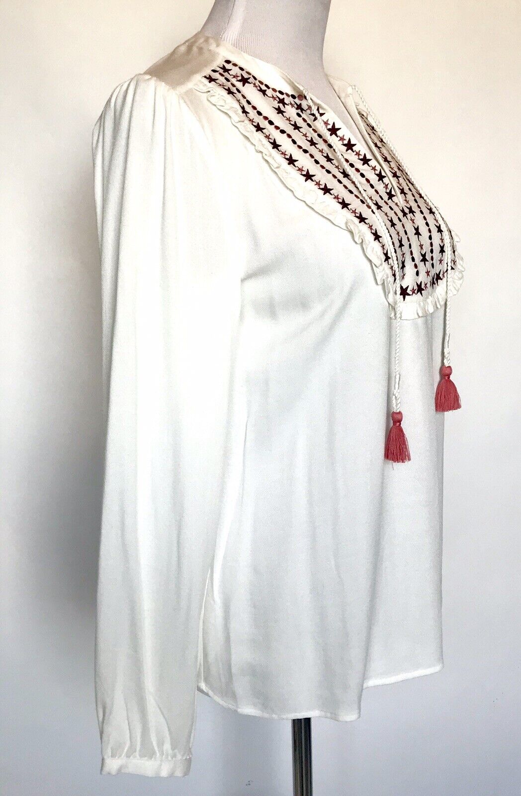 Boden Ivory Star Embroidery Polly Tassel Blouse NWT Retails $98 Price $38 Size 4
