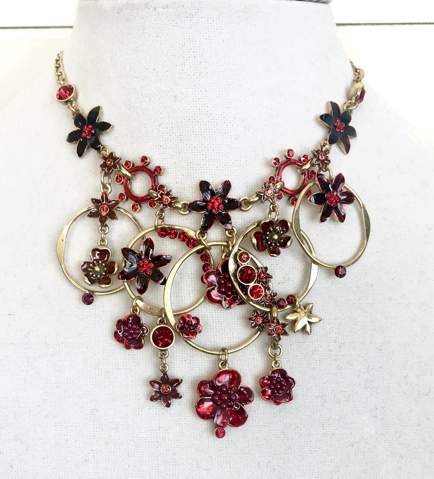 Pilgrim Genuine Swarovski Crystal And Enamel Necklace. NWT Price $29 Retail $100