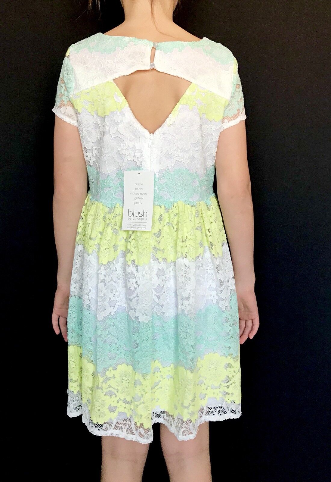 Blush Green And White Lace Dress. Age 14 Keyhole Back Retails $64 Price $28 NWT
