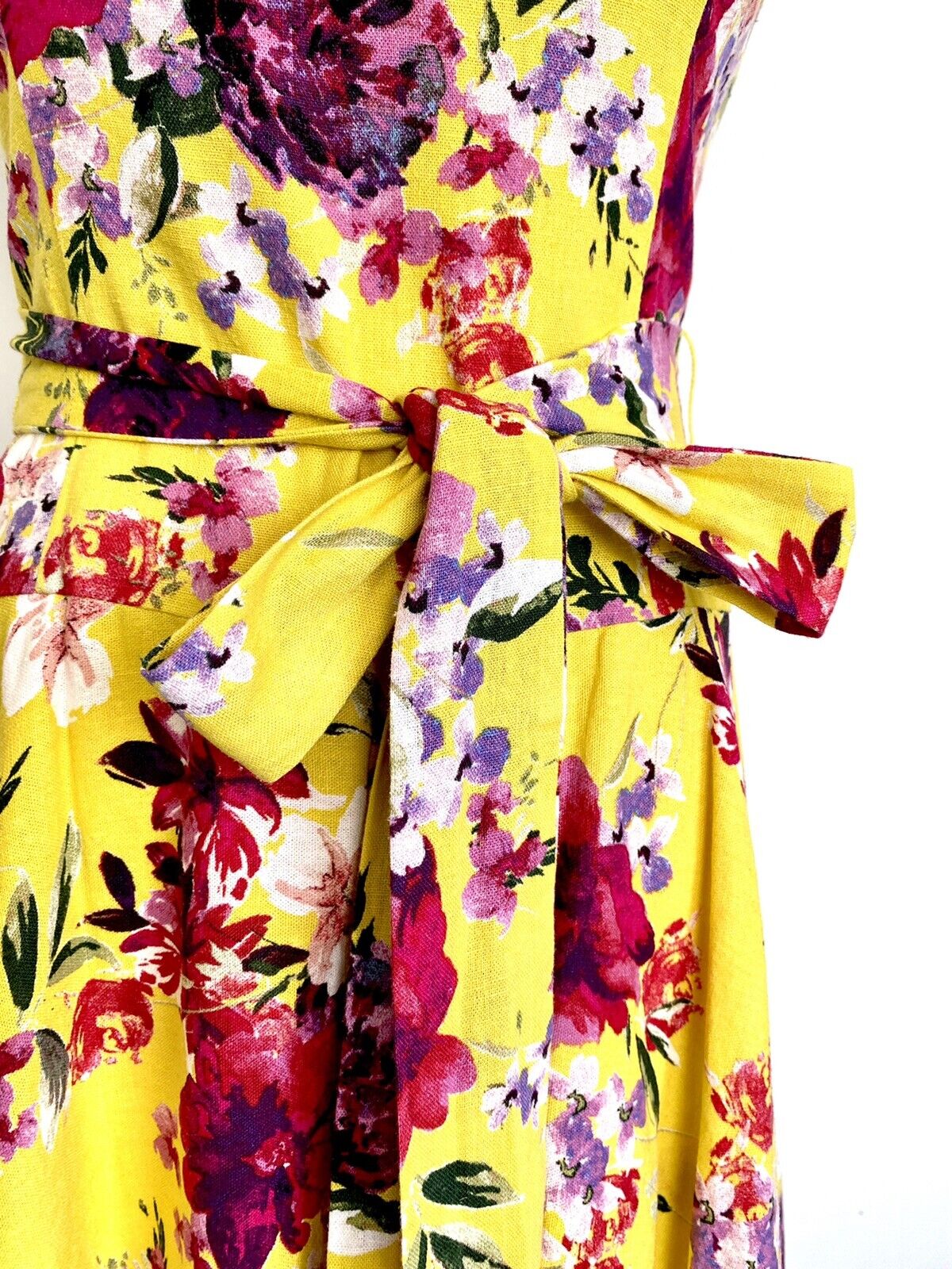 Taylor Yellow Floral Linen Mix Dress. NWT Size 2 Retail $138  Price $75