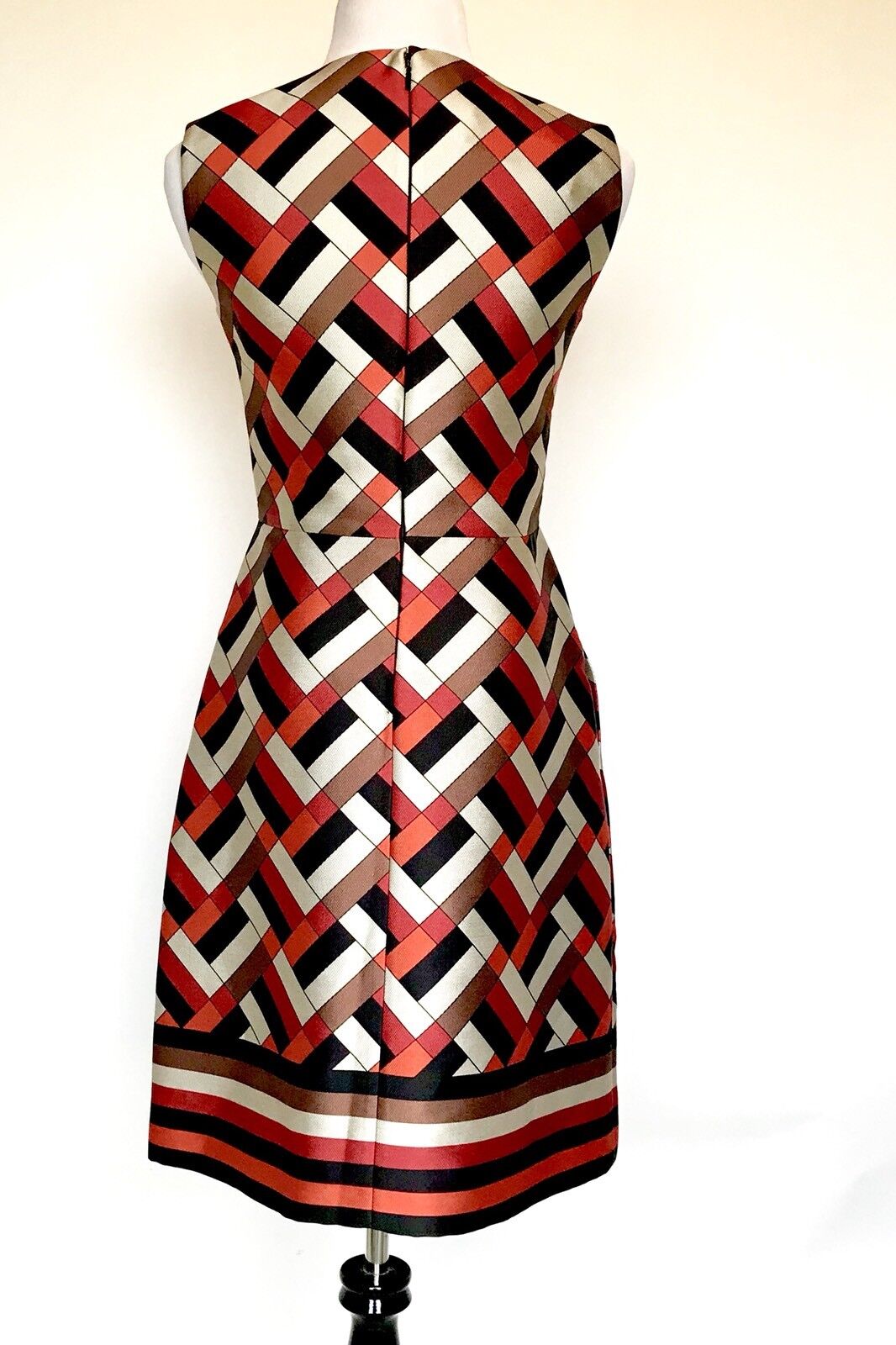 Carolina Herrera Burnt Orange Print Dress. Retail $885 Price $395 Size 4 NWT