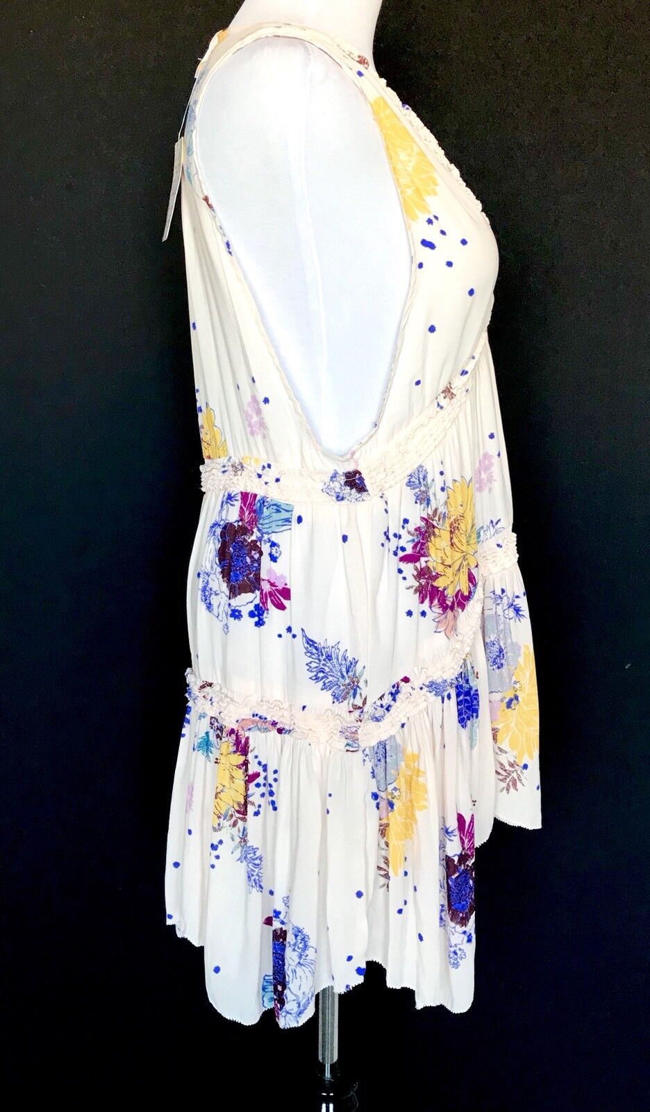 Free People Cream Pink Ruffle Top Retail $88 Price $48 NWT Size M