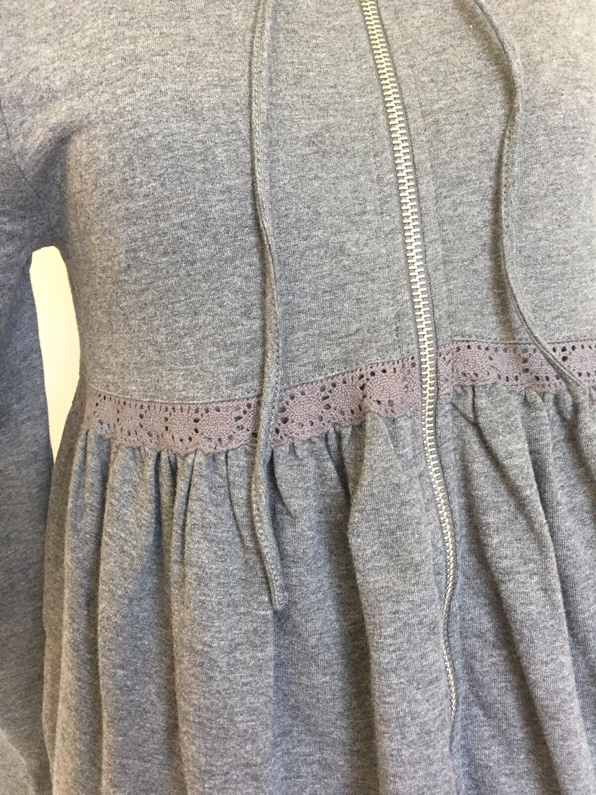 Romeo And Juliet Couture Gray Hoodied Jacket. NWT Retails $220 Price $68 XS