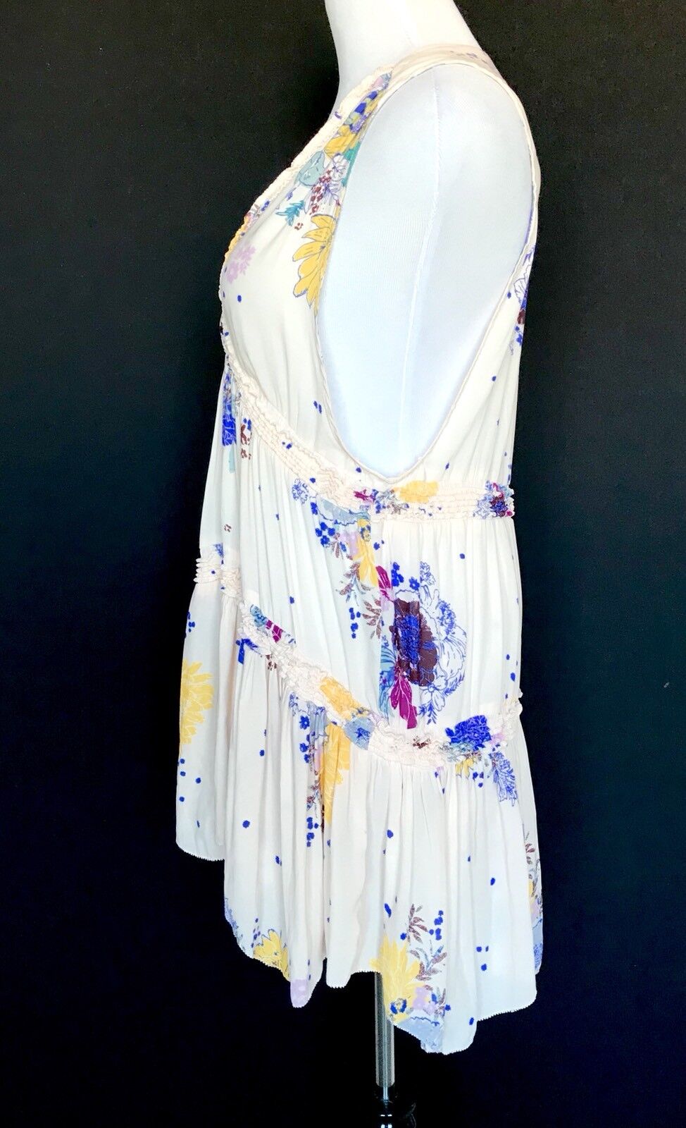 Free People Cream Pink Ruffle Top Retail $88 Price $48 NWT Size M