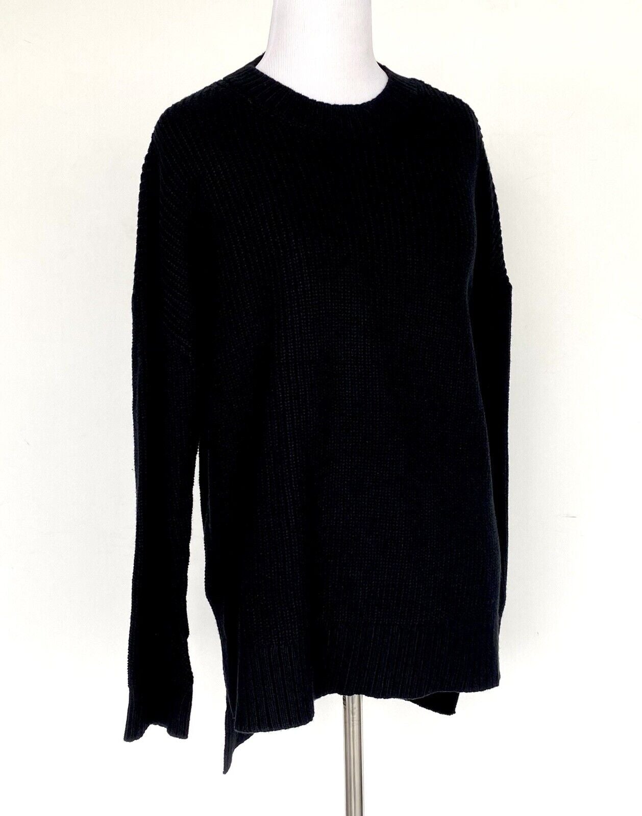 BCBG MaxAzria Black Oversized Rib Knit Sweater Retail $178 Price $59 Size S NWT