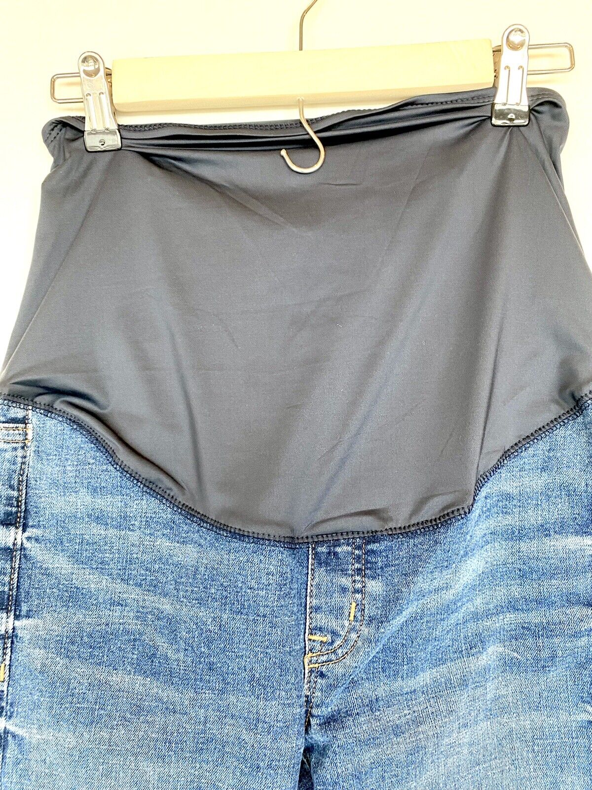 J.Crew Maternity Jeans In Signature Stretch Retail $98 Price $59 Size 26