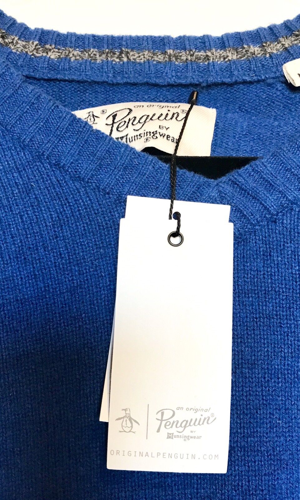 NWT Penguin Lambs Wool Blue Sweater Size L Retail $79 Price $46 NWT