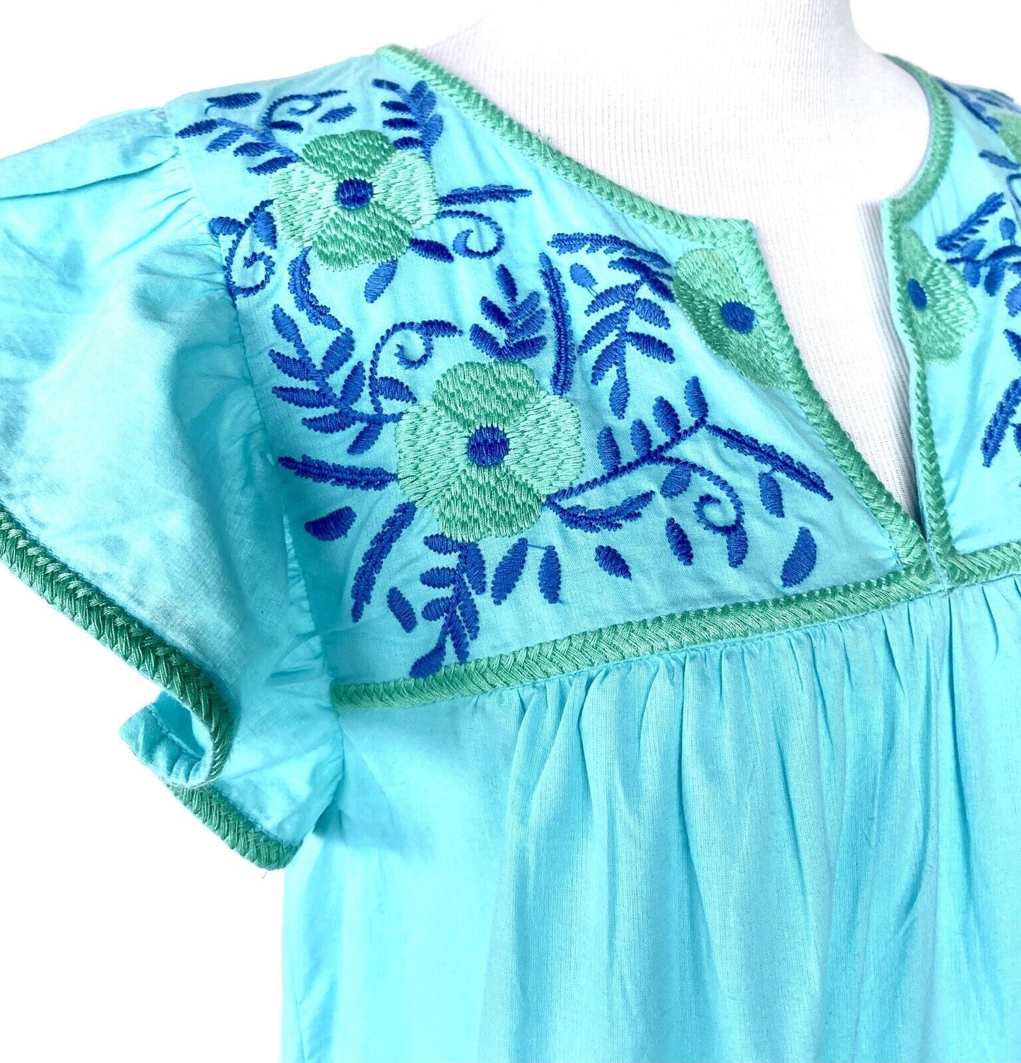 NWT J Marie embroidered Izzy Top size S Retail $106 Price $56 blue green