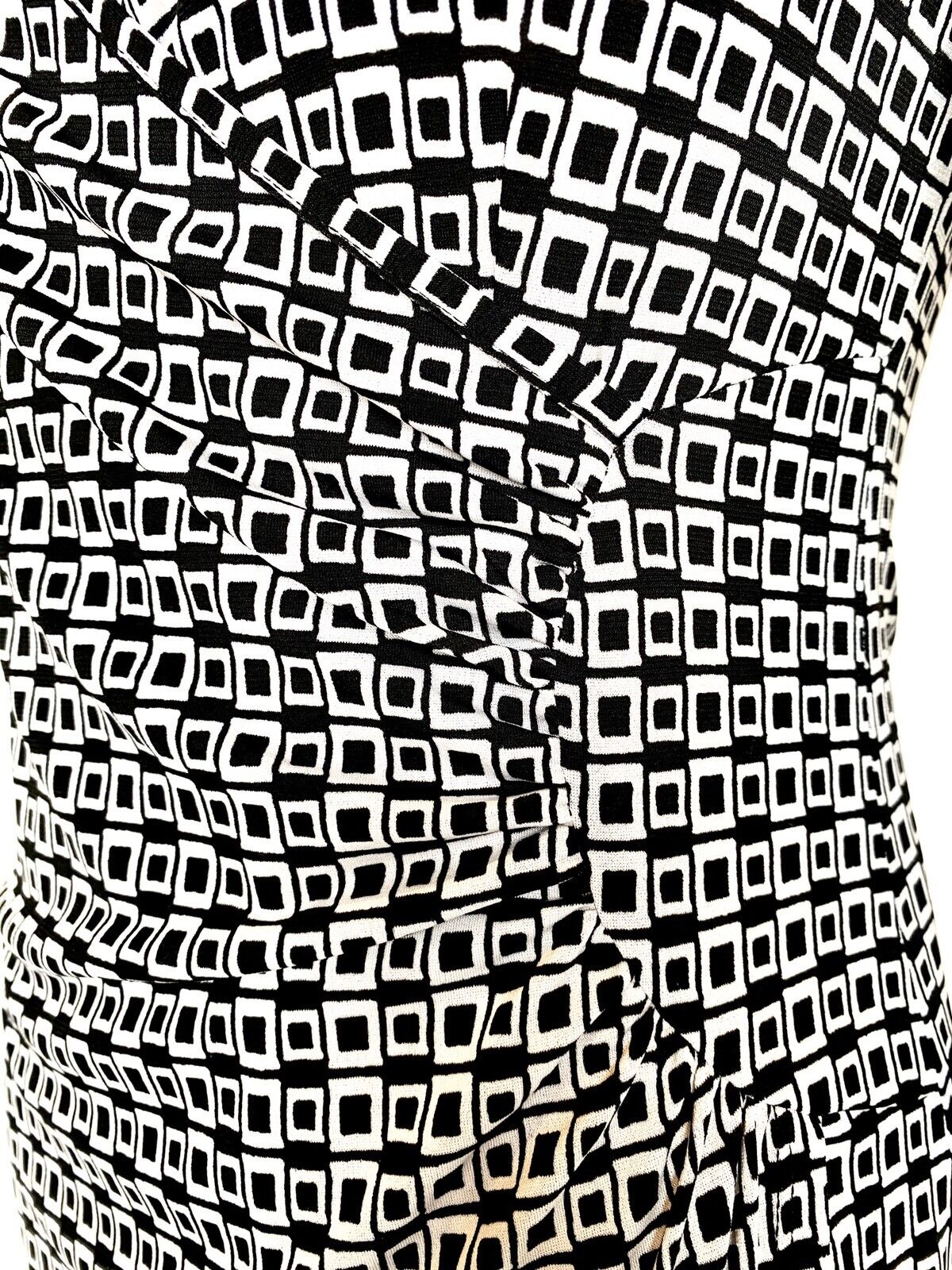 Laundry Black & White Diamond Stretch Wrap Dress NWT Retail $138 Price $48  M