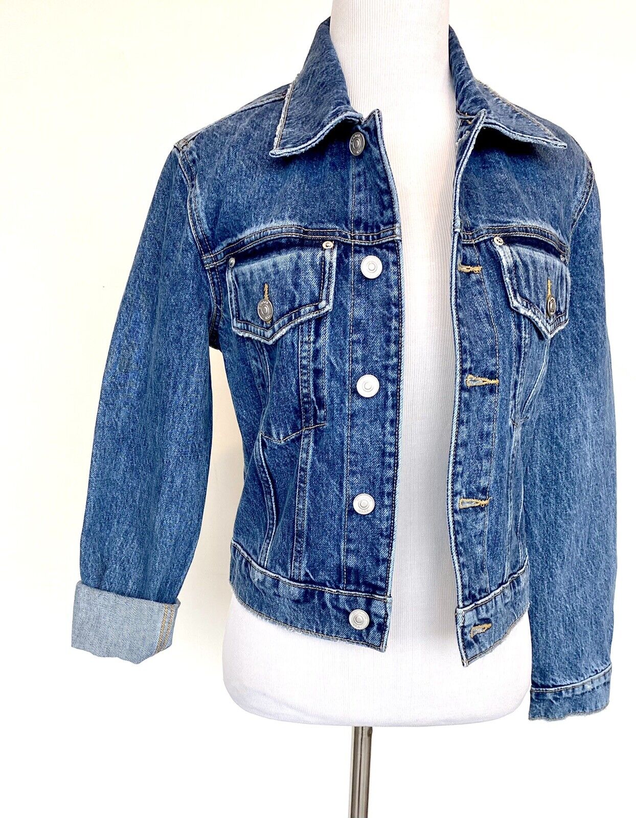 Hudson Moonstruck Cropped Jean Jacket XS Denim Distressed Retail $175 Price $69