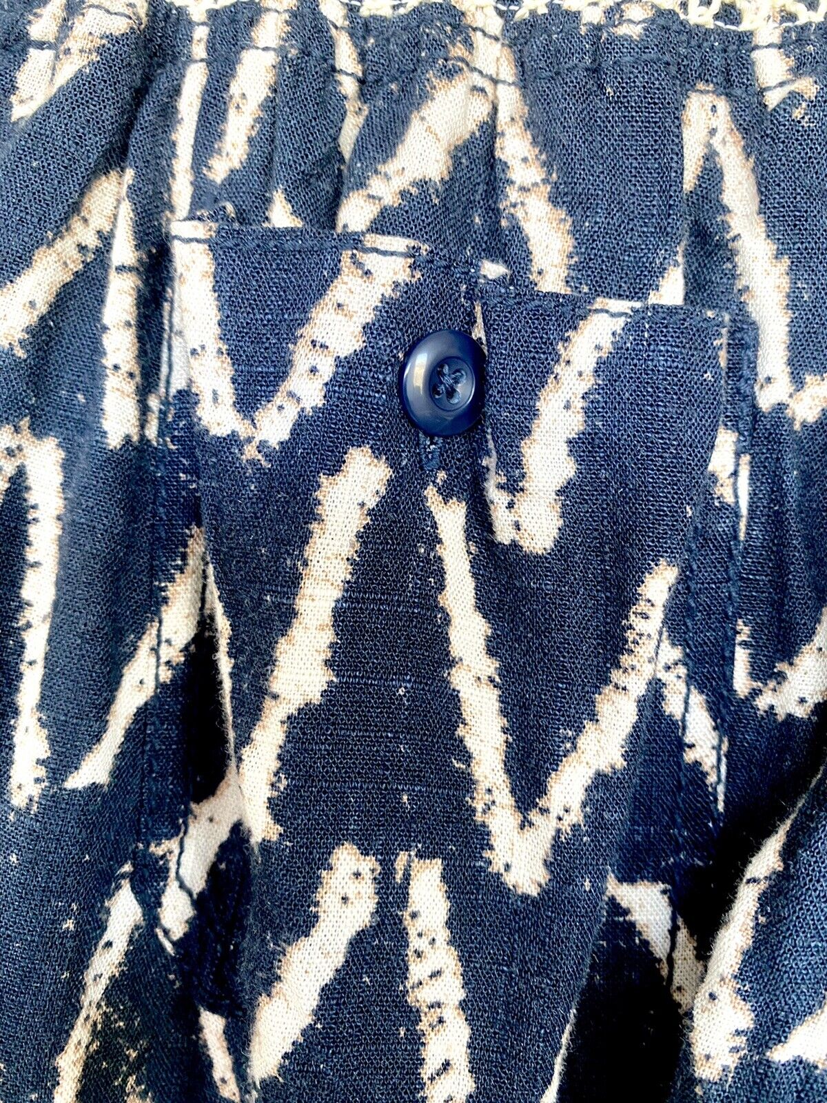 Cali 1850 Chevron print Linen Mix pants XS Price $49 Smocked Waist