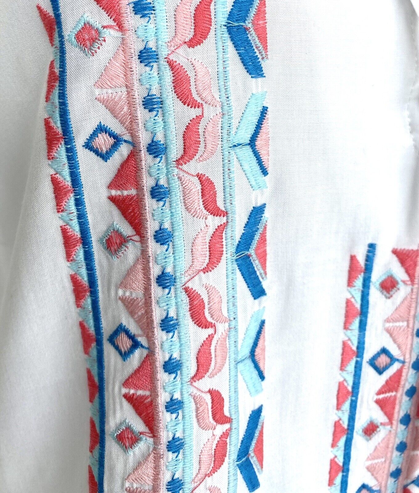 NWT J Marie embroidered Brittney Top size XS Retail $76 Price $38