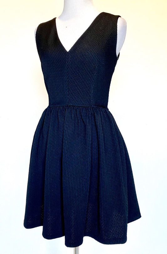 Little Black Dress Textured Stretch Skater Dress S Retail $88 Price $32 NWT