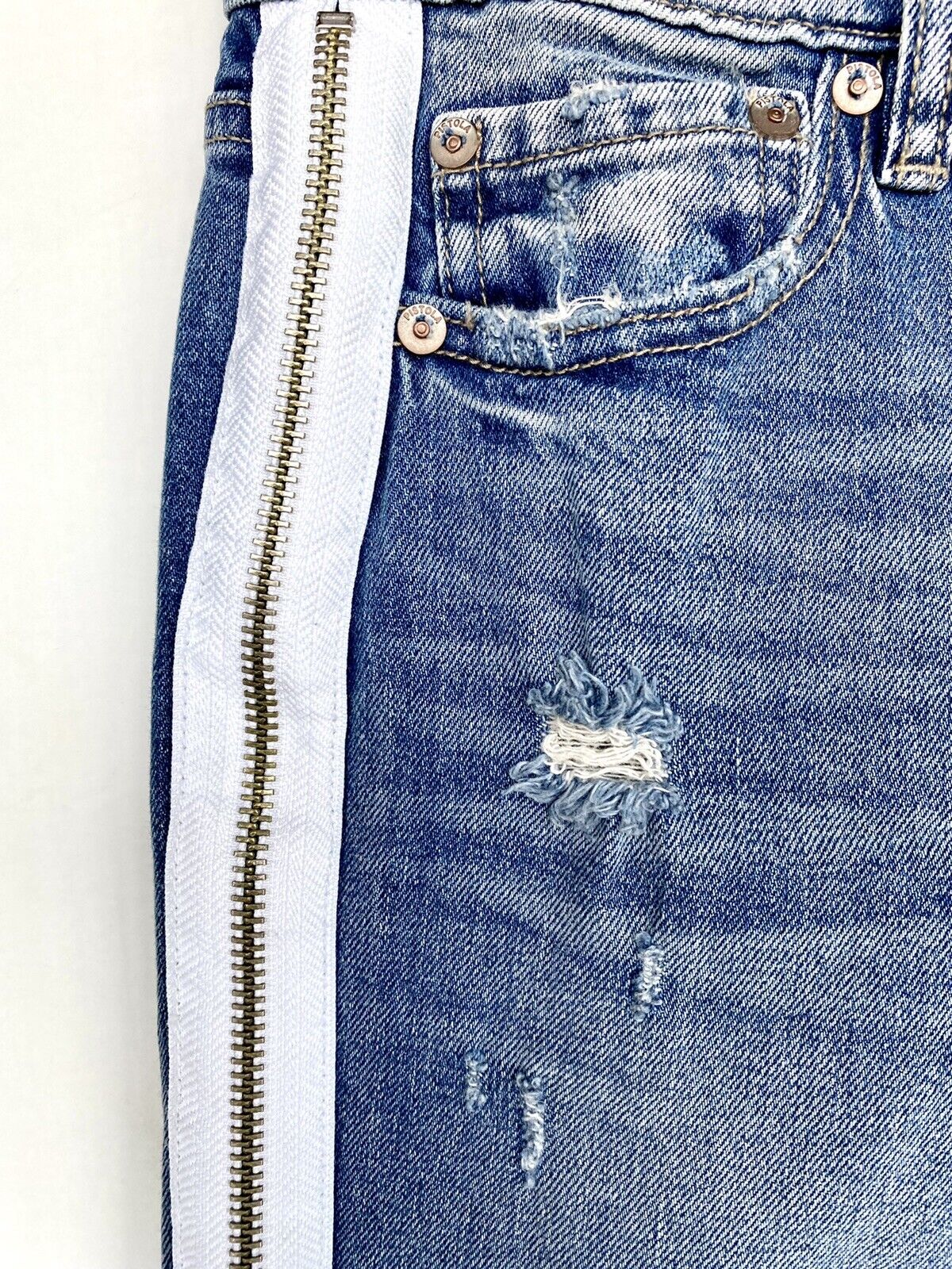 Pistola Charlie High Rise Zip Leg jean Retail $108 Price $64 Fray Hem NWT