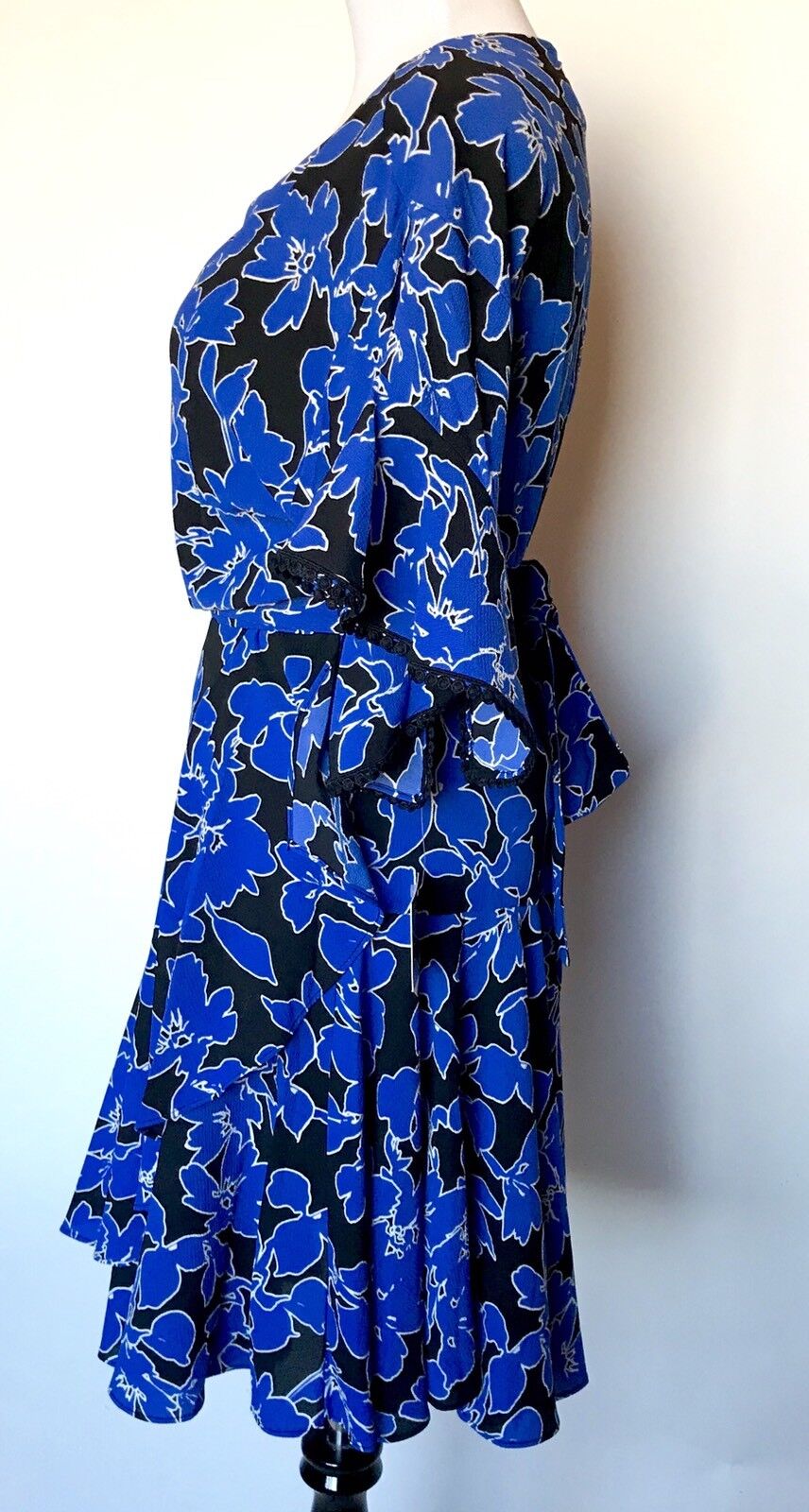 Taylor Cobalt Blue Formal Dress. NWT Size 2 Retail $118 Price $49