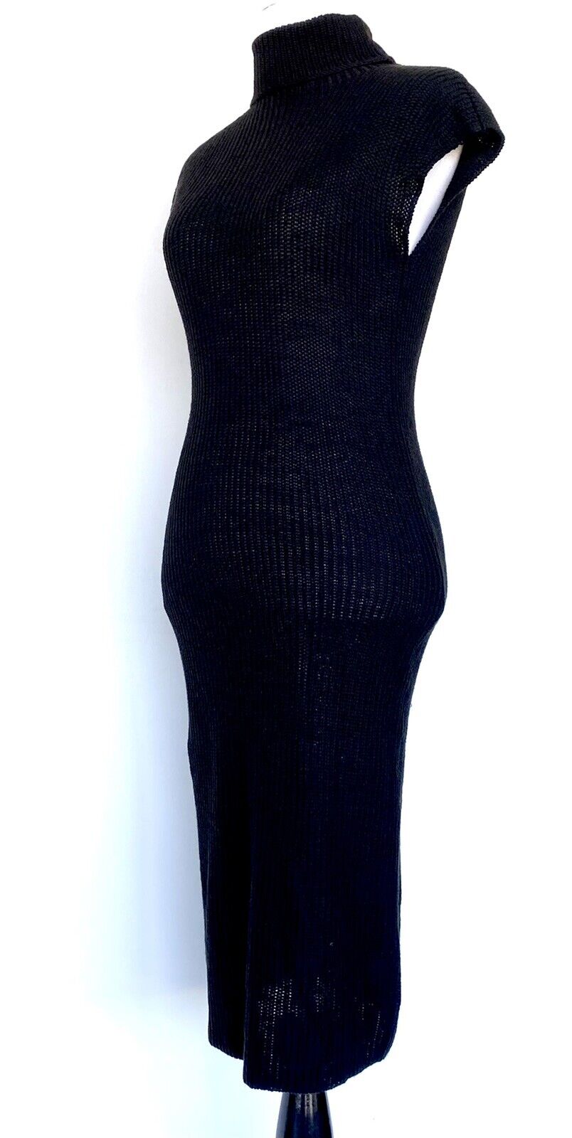 Max Studio Knitted Cap Sleeve MIDI Dress Size S Retails $118 Price $66 NWT
