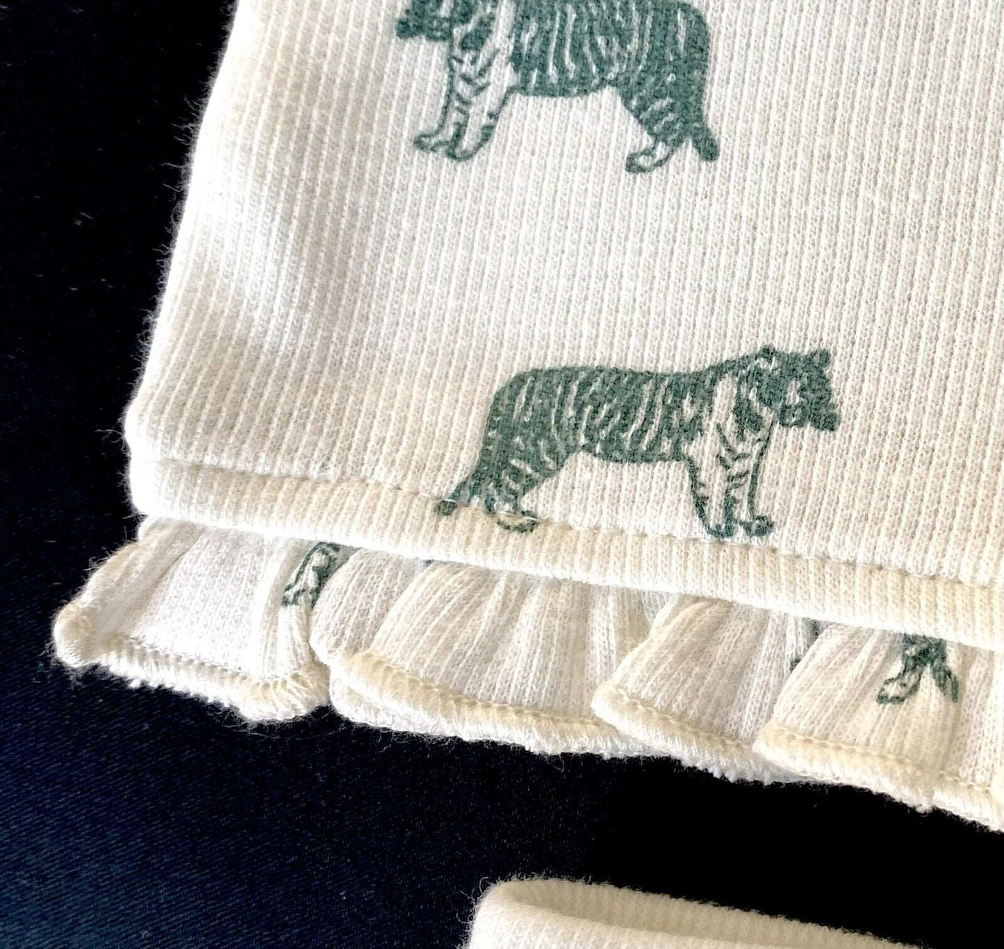 Kate Quinn Organic Cotton Top & Bloomer Set Tiger Retail $42 Price $29 12-18M