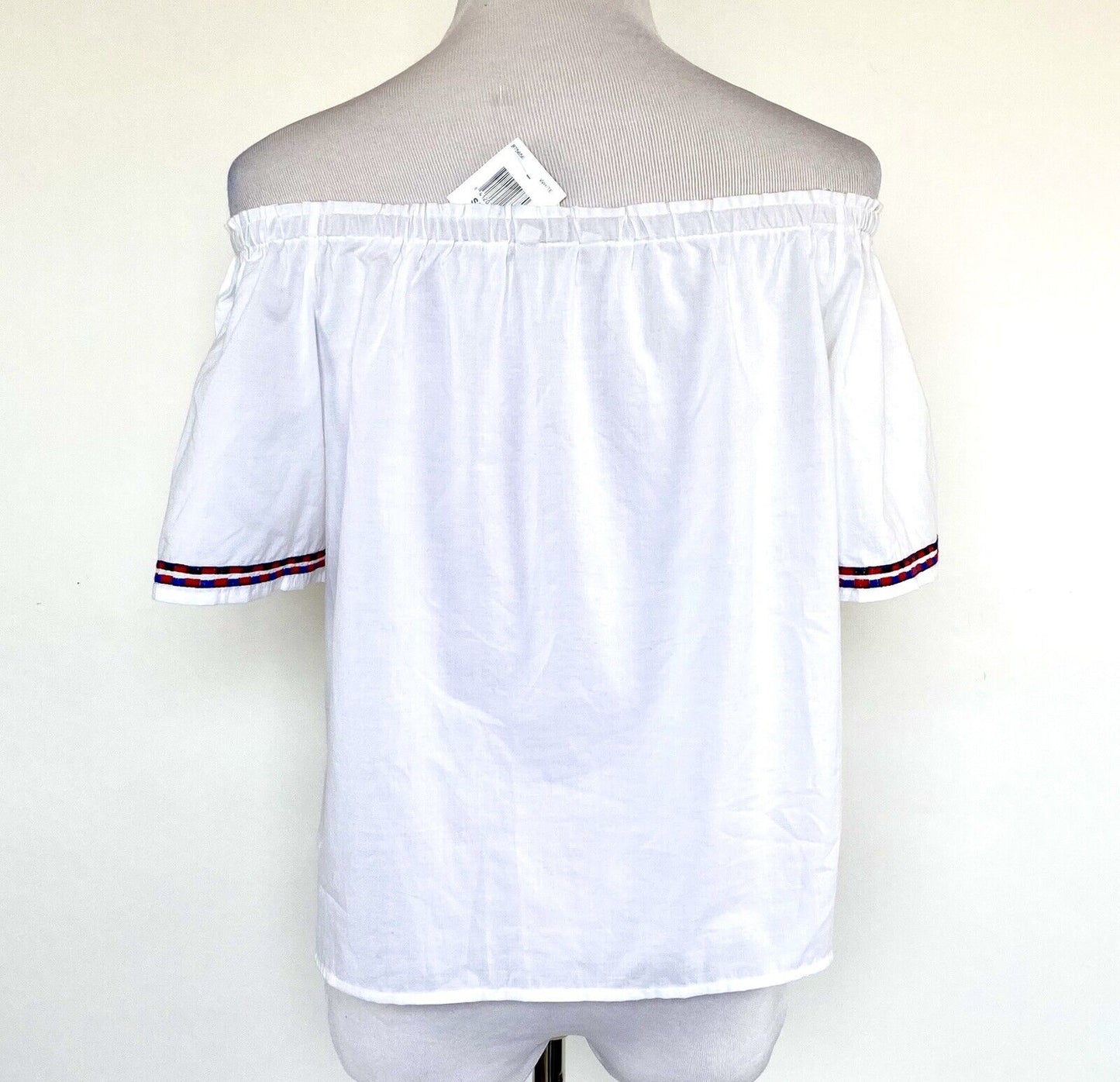 Beltaine White Embroidered Off Shoulder Blouse Retail $138 Price $32 Size S NWT