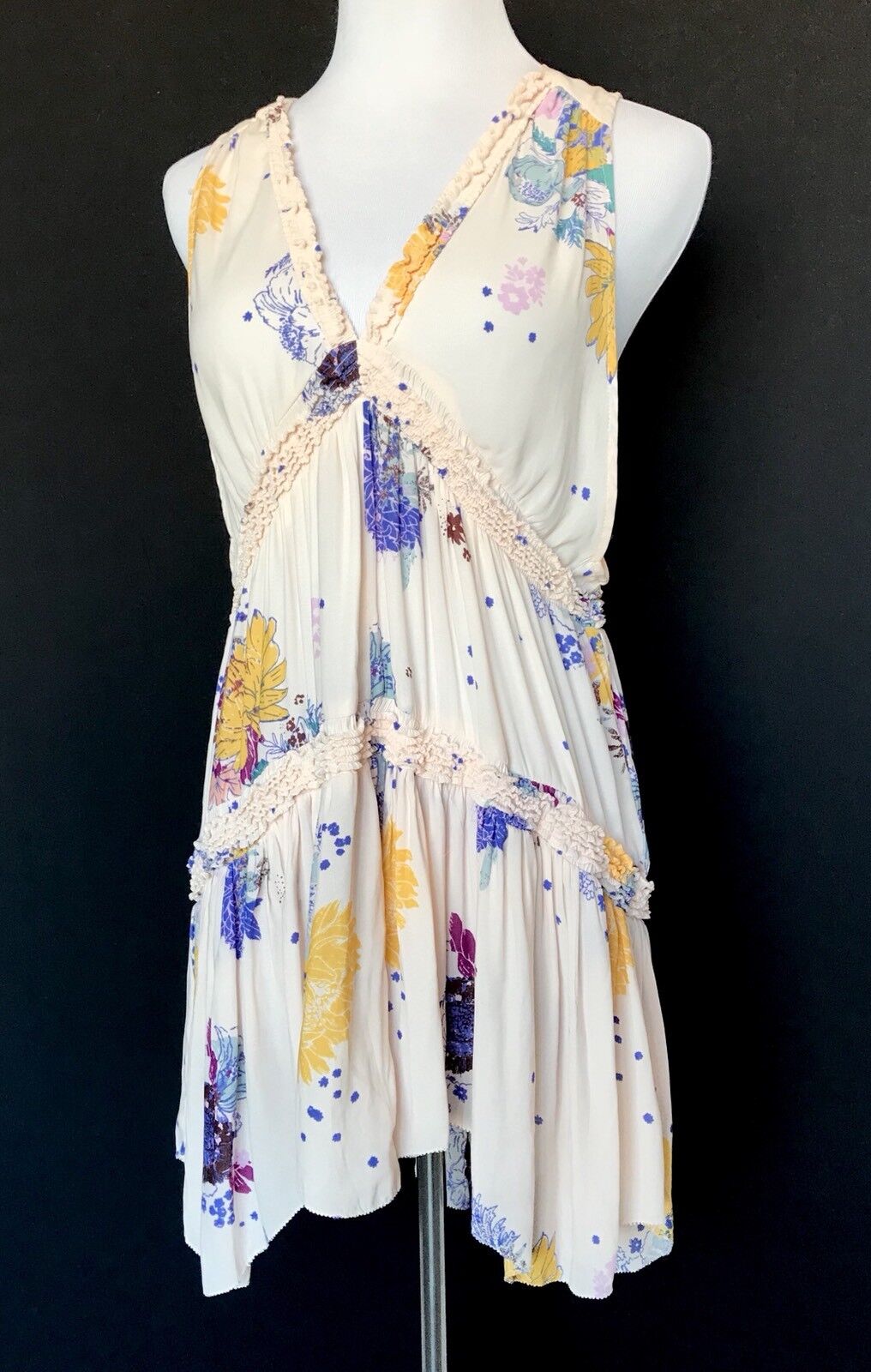 Free People Cream Pink Ruffle Top Retail $88 Price $48 NWT Size M