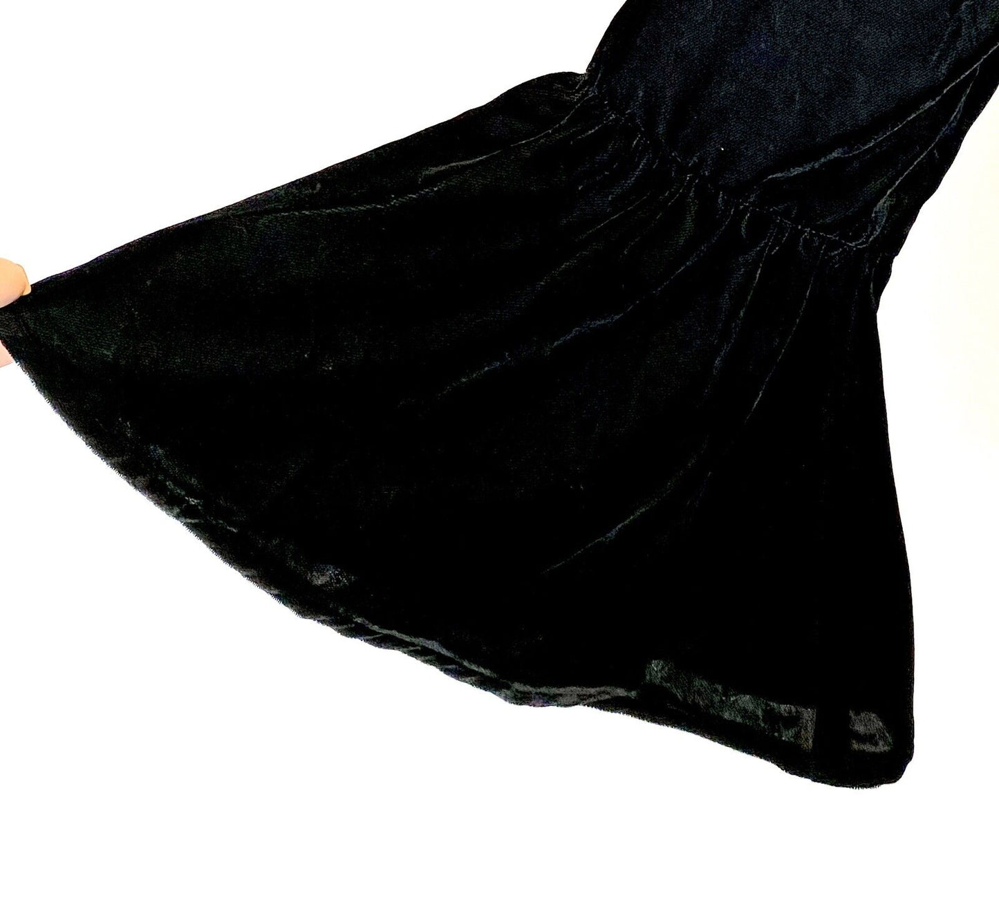 4our Dreamers Black Velvet Rose Embroidered Dress.Retails $158 Price $39 NWT