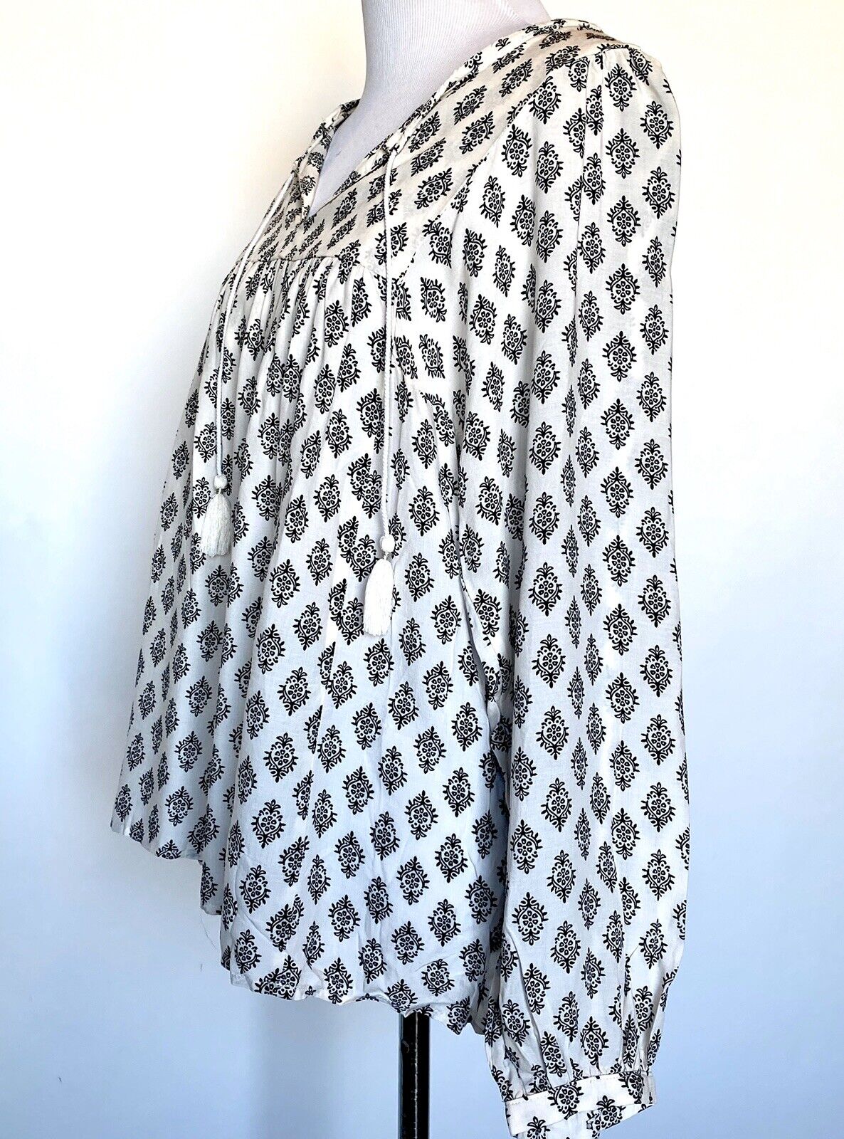 Beltaine Ivory & Black Tassel Peasant Boho Blouse Retail $118 Price $29 XS NWT