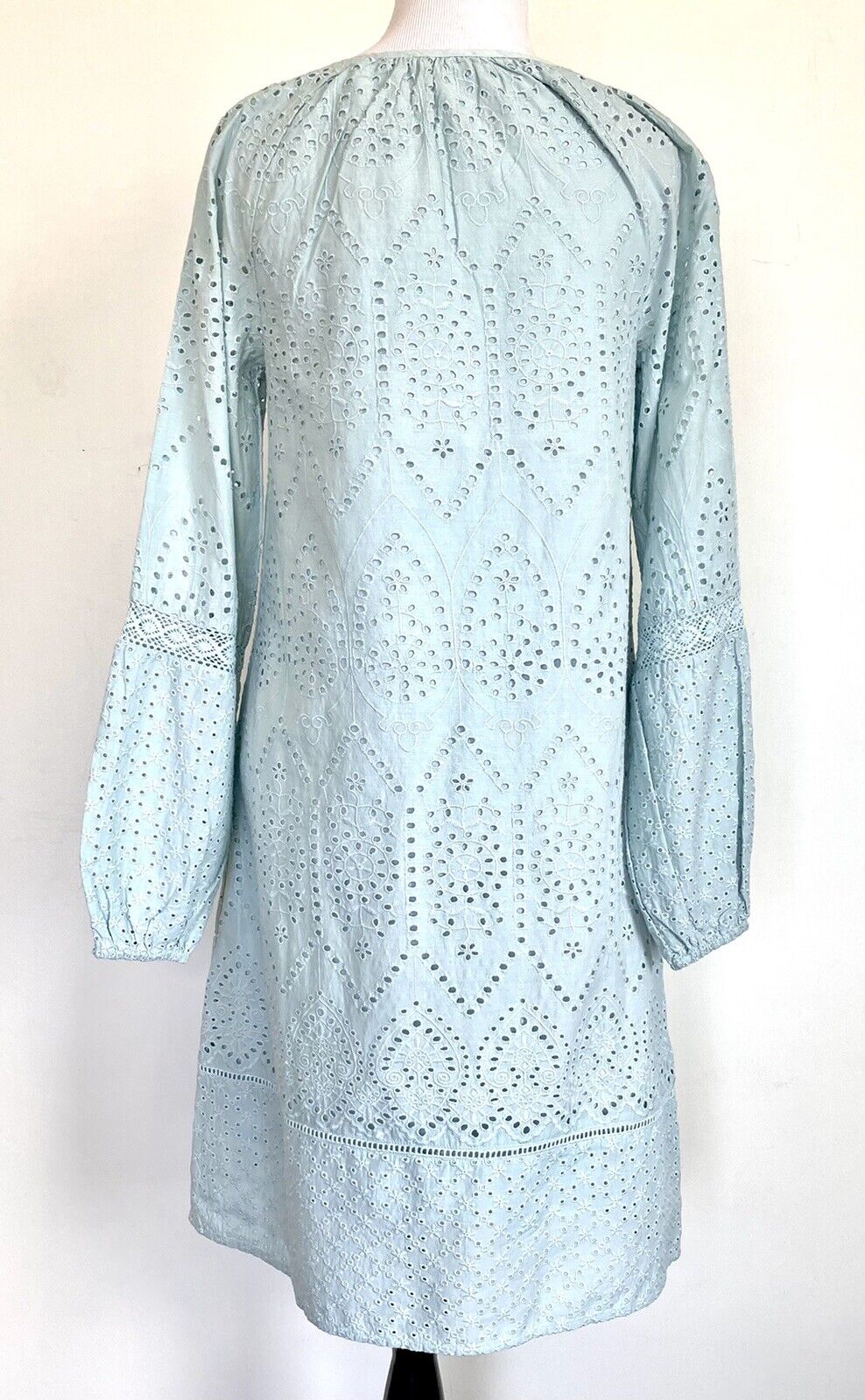 Sundance Coastland Embroidered Eyelet Dress Retails $148 Price $52 Size XS NWT