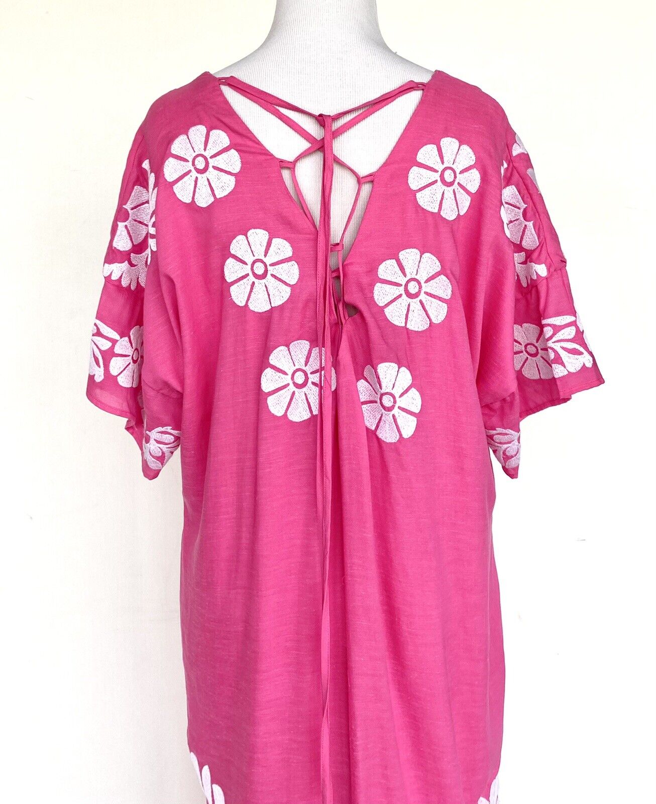 NWT J Marie embroidered Pink Linen mix Kaftan /  Dress XS Retail $136 Price $69