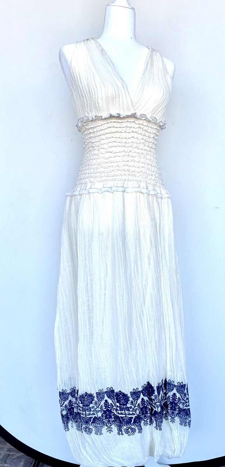 Leon max Max Studio linen smocked dress Retail $428 Price $142 XS