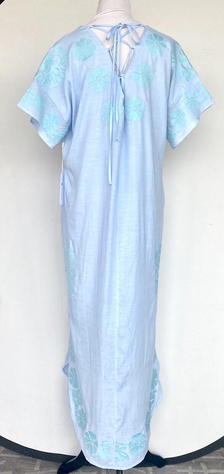 NWT J Marie embroidered Blue Linen mix Kaftan Dress M Retail $136 Price $68