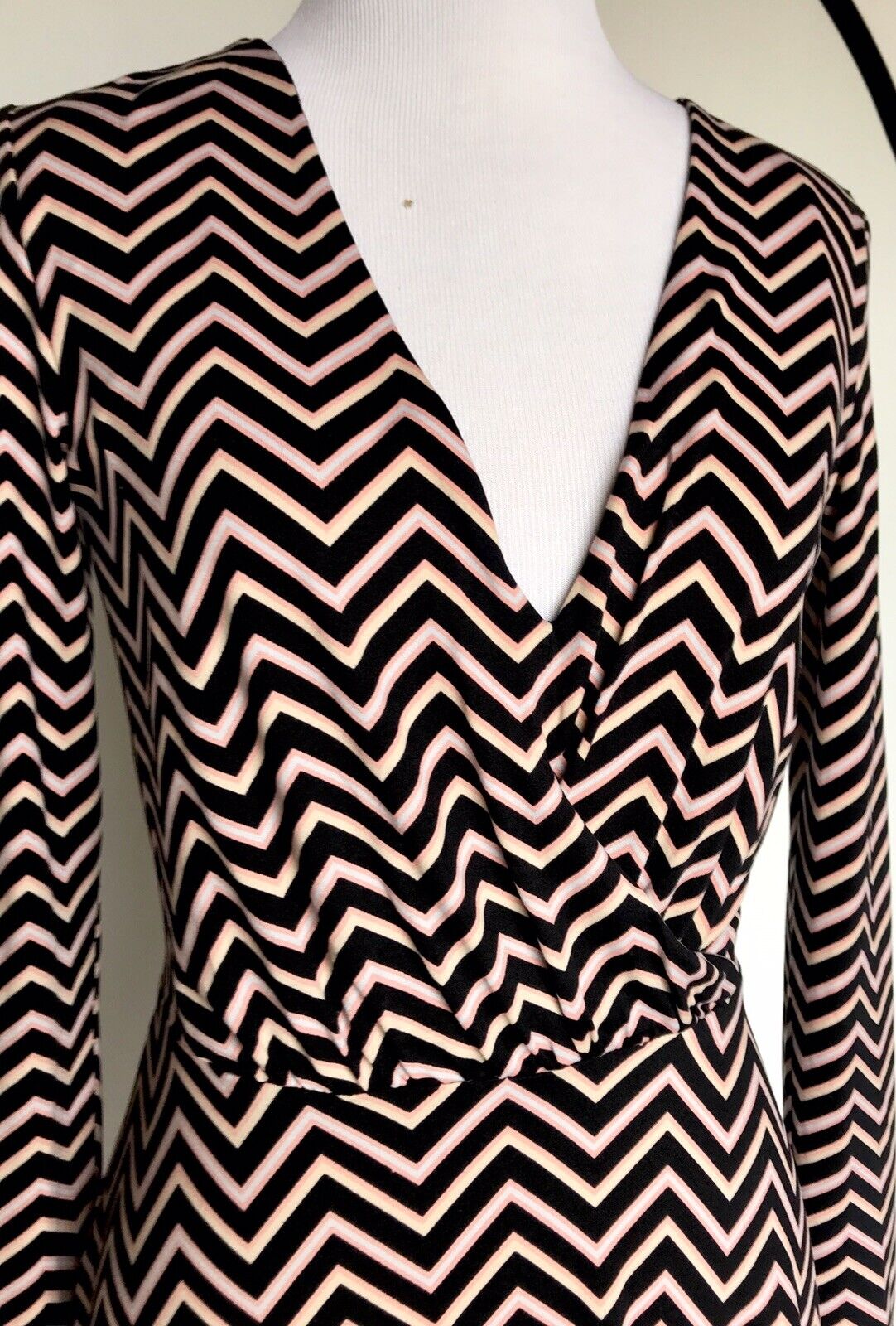 Love Fire Stretchy Chevron Stripe Long Sleeve Dress Size S NWT $32