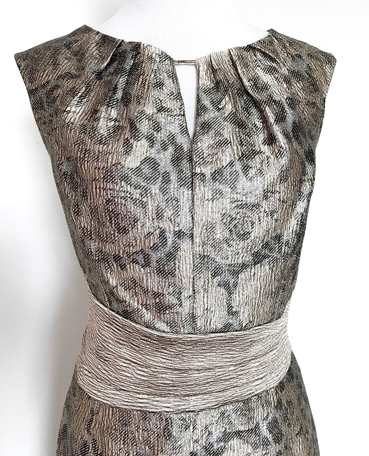 Ellen Tracy Gold Rose Dress. NWT Size 6P Retail $128 Price $69