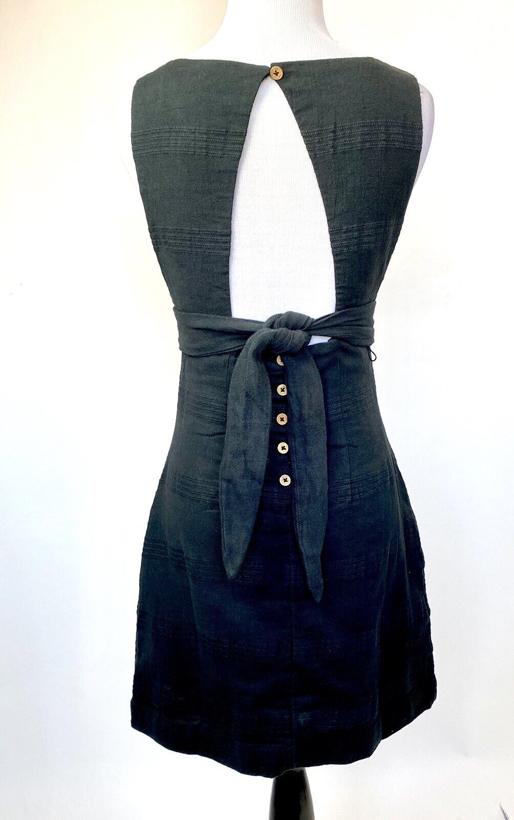 Free People Keyhole Back Cotton Linen Mix Dress Sz XS Retail $58 Price $44 NWT