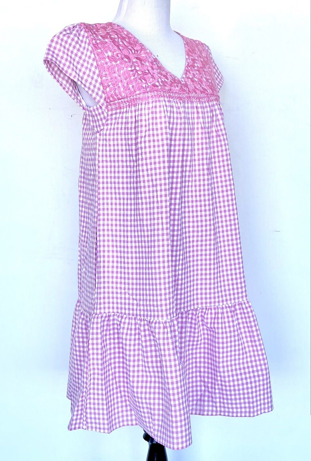 NWT J Marie embroidered Gingham Kensie Dress size Small Retail $114 Price $65